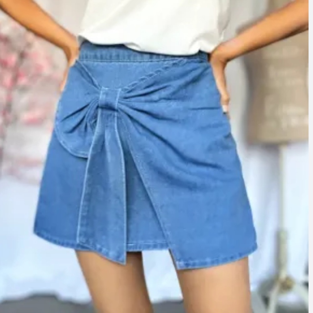 SHEIN Blue Denim Skort with Bow Detail